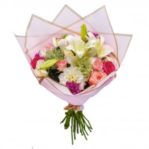 Bouquet Éclat de Lys – Harmonie Pastel & Fleurs de Saison