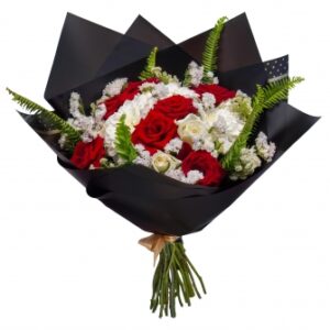 Bouquet Souffle de Charme – Roses & Lys sur Écrin Noir